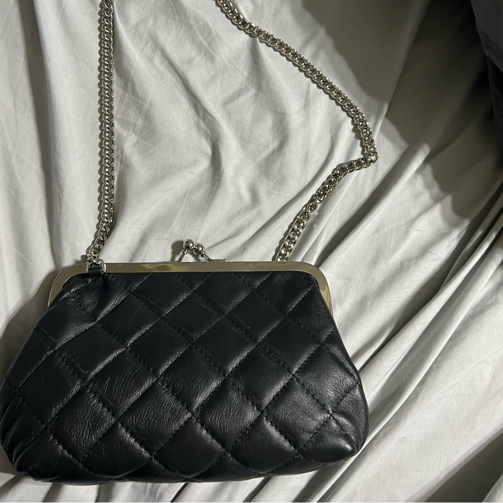 Margot New York kiss lock purse.